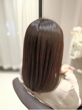 アンベリールフルー(EMBELLIR fleur) 大人のロングレイヤーカットスタイル