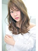 大人可愛いくびれミディゆるカール