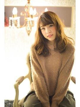 ランプ(Lamp) 夏にオススメなセミロングスタイル