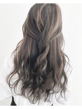 アライブ キチジョウジ(ALIVE Kichijoji) 【ALIVE吉祥寺】アレンジも可愛いコントラストハイライト