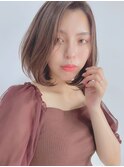 小顔に見えるナチュラルツヤボブ