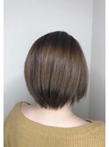 シルキーべージュ_マロンベージュ Aラインボブ かきあげ