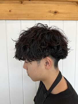 アメラボ(AmeLab) 【トレンドスタイル】波巻きパーマ 伊久美style