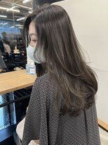 アリュウル 表参道 青山(Allure)&nbsp;大人上品レイヤーカットデジタルパーマ韓国くびれヘア　千葉