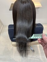 シダ(sida SAIIN) 20代30代艶髪ブルーブラックロング