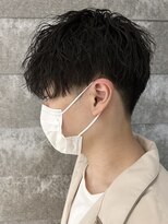 ヒュイル バイ ニアウ(Hwyl by Niau)&nbsp;メンズマッシュパーマ波巻スパイラルパーマニュアンスパーマ