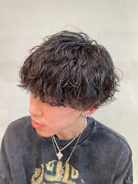 フィフス トウキョウ (fifth TOKYO) 波巻きスパイラルパーマツーブロックツイストパーマメンズヘア