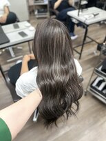 ヴィフ 大船(VIF)&nbsp;ハイライトケアブリーチ前髪グレージュレイヤーロング大船駅鎌倉