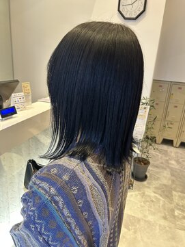 ブルーブラック ロブ