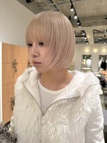 ローエ バイ デコ(Rohe by DECO)&nbsp;【廣川】ミニボブ/ショート/顔まわりレイヤー/ホワイトベージュ