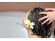 サイヘアーガーデン(SAI hair garden)の写真/絶品ヘッドスパで頭皮ケア＆リフトアップ！フルフラットシャンプー台で包み込まれるようなリラクゼーション