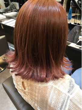 グランジュテ ヘアアンドスパ 真砂(GRAND JETE) 【GRANDJETE】鈴木絢子 ピンクグラデーション