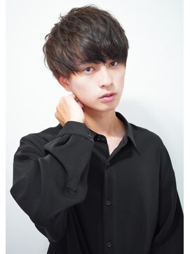 ゴスタッグ(gostag.) ツーブロックオーソドックスマッシュススタイル