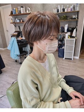 バース プレイス(BIRTH PLACE) 耳下マッシュショート