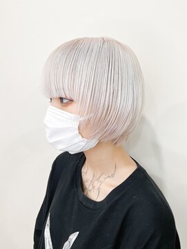 オブヘアーギンザ(Of HAIR GINZA) 透明感ホワイトカラー×ボブスタイル