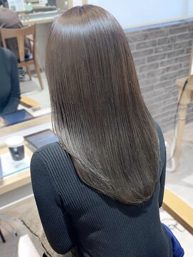 プラグ バイ ネオリーブ(plug by neolive) レイヤーロング×髪質改善 [髪質改善/縮毛矯正]韓国T