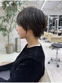 前髪あり耳掛け丸みくびれショートボブ20代30代40代50代（蘭）