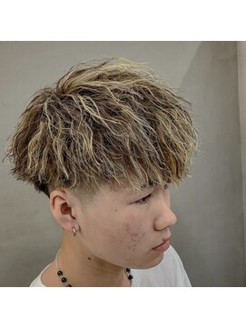 ダズルヘアラッシュ(DAZZLE hair RUSH) 波巻きパーマ