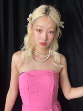 ランテルディ 渋谷(LANTERDIT) 抜きっぱなし イエローベージュ ヘアアレンジ ホワイトブロンド