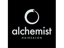 アルケミスト(alchemist)の雰囲気（駐車場がかなり広いので出入りが簡単。黒い看板を探して下さい。）