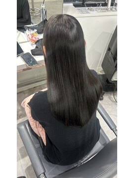 ユーフォリア 渋谷グランデ(Euphoria SHIBUYA GRANDE) オリーブブラック　オリーブカラー　透明感カラー　イルミナ