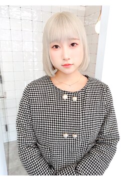 フウ(fuh) ホワイトブロンド/ホワイト/ブロンド/ベージュ/ボブ/ハイトーン