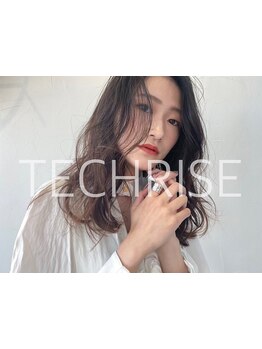 顔周りカットで可愛く！トレンドのレイヤーカットでイメージが変わる！