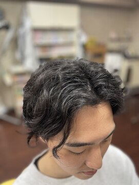 アップ(UP) シャドウパーマ