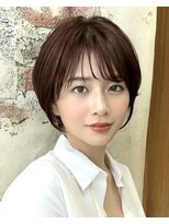 アフロート ルヴア(AFLOAT RUVUA)&nbsp;《岩田莉奈》40代50代に人気の似合わせ丸みショートボブ　新宿