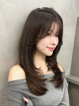 オムニス 表参道(Omnis) ザクザクレイヤーワンカールレイヤー表参道20代顔周り美髪