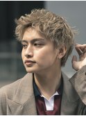 ニュアンスパーマ　ハイトーン　スパイキーショート