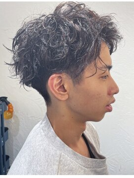 ホロホロヘアー(Hair) ホロホロ Hair スパイラル　かきあげバング