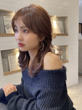 アイヴィ 表参道(IVY) 韓国レイヤーカット顔まわりカット大人ガーリーチョコレート