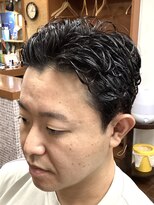 コダマ 新大塚店(KODAMA)&nbsp;センターパートツーブロックパーマスタイル（メンズパーマ）床屋