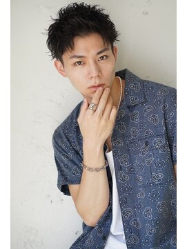 ロミーオム 本厚木(ROMMY. Homme) 刈り上げツーブロックアップバングショートビジネスメンズヘア