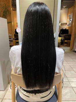 ヘアーサロン エムプラス ヨツバコ店(HAIR SALON M.PLUS)の写真/前髪や顔周りだけの縮毛矯正も可能◎ダメージを最小限に抑えた施術で、柔らかい自然な仕上がりに☆