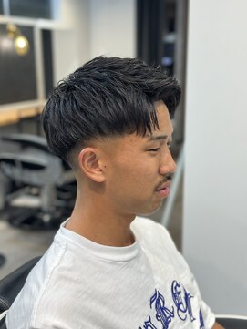 ヴィ 大宮(Vii) フェード/メンズ/大宮/ツイスパ/波巻きパーマ