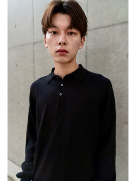 ネルバイグリーン(Nelle by green) メンズヘア、センターパート