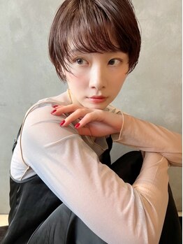 パプス ド コワフュール 川西能勢口店(Pap's de coiffeur)の写真/≪カット＋艶々カラー＋トリートメント ≫思わず触りたくなるツヤツヤなショートヘアに。