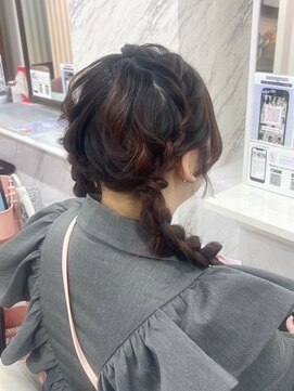 ゴート アミティ(G.O.A.T AMITY) ガーリースタイル/心斎橋/ヘアメ/セットサロン