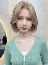 ルノン(LUNON) ホワイトグレージュミニウルフチェリーブラウンデジタルパーマ
