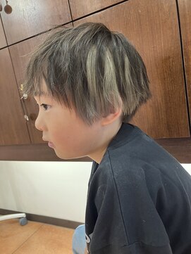 ヘアディレクション ビークス 上並榎店(HAIR DIRECTION BEECX) キッズブリーチ