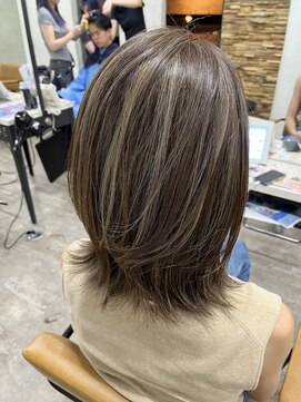 プライズ アイリス 池袋東口店(prize Iris) 白髪ぼかしハイライトブリーチハイトーン池袋