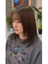 ラ ポルト ドゥ サワ(La Porte de SAWA) ◎小顔ハッシュカット×オリーブベージュで抜け感レイヤー