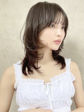 メゾンドイギー(MAISON de IGGY) ウルフミディアムレイヤーカット似合わせカット前髪イメチェン