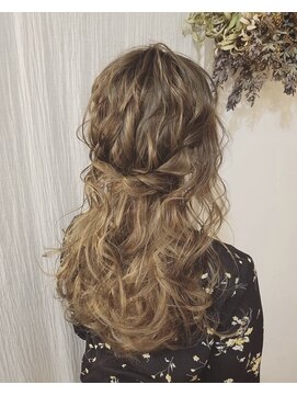 リント(lint) ヘアアレンジ