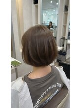 アッシュ 鴨居店(Ash) ショートボブレイヤー