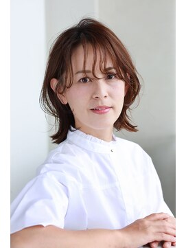 キッカ 千葉中央店(CHICCA) フェミニンレイヤーボブ