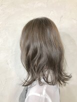 リノカヒリ(Lino kahili)&nbsp;透明感重視のベージュカラーミディアム