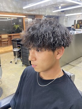 ロンドガルマン 名古屋(Lond GULLMAN) 【LondGULLMAN SAKURA】波まき　ツイスト　スパイラル　パーマ